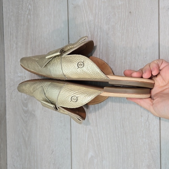 Born Women Leather Loafer Slip on flats shoes sz 9M - Picture 9 of 10